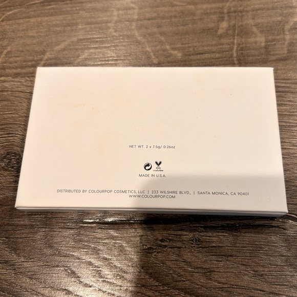 ColourPop Double Play is a limited edition cheek palette (blush & highlighter) - Picture 3 of 4